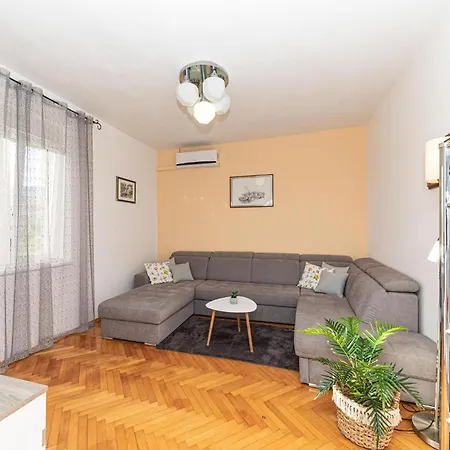 Kastel Kambelovac 10 Lägenhet Kaštela